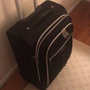 Samsonite Carry-On Luggage (Like New)